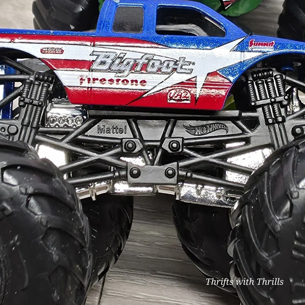 BIGFOOT Hot Wheels MONSTER TRUCKS Firestone - 1/64 MATTEL 2020 + Adventure Force